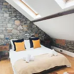 Apartamento Converted Factory Loft - Free Parking With No Height Restrictions X 2 *