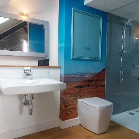 Converted Factory Loft * Bristol