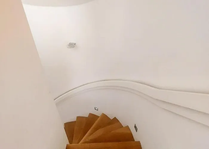 Apartment Converted Factory Loft - Free Parking With No Height Restrictions X 2 Bristol