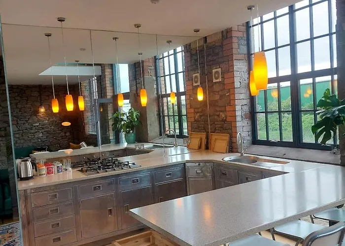 Converted Factory Loft - Free Parking With No Height Restrictions X 2 Bristol