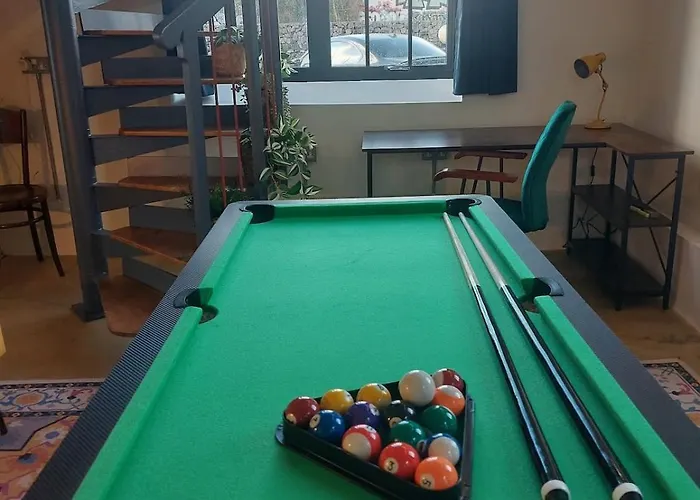 Converted Factory Loft - Free Parking With No Height Restrictions X 2 Apartamento *