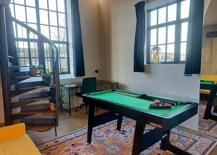 Daire Converted Factory Loft - Free Parking With No Height Restrictions X 2 *